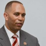House GOP Tensions Escalate as Government Shutdown Looms: Minority Leader Jeffries Calls it a ‘Civil War’