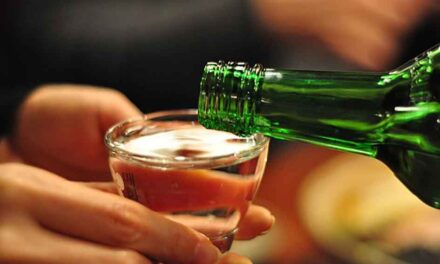 Surgeon General Warns Alcohol Consumption Increases Cancer Risk, Urges New Warning Labels