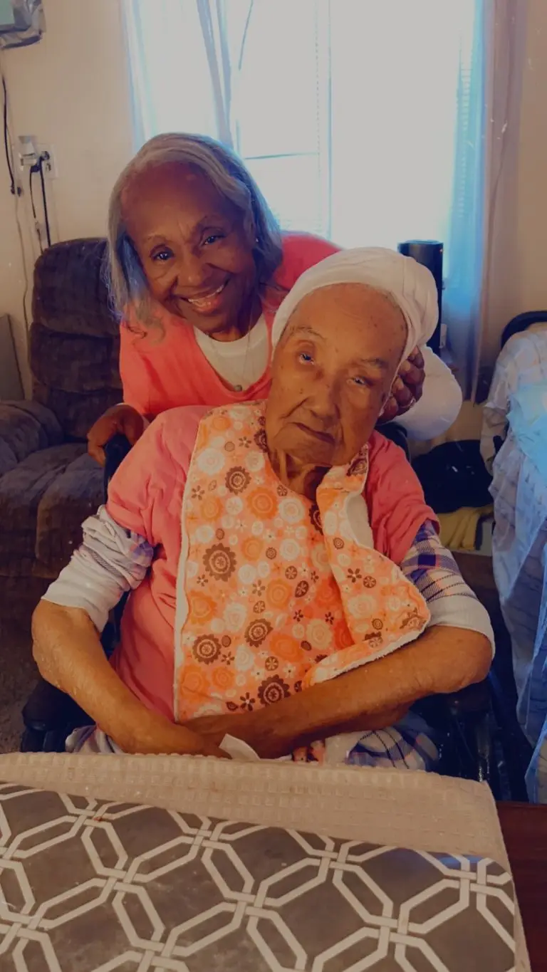 Vassie Lee Jackson with her daughter, Thelma M. Jackson (Photo Courtesy: Johnetta O'Neal)