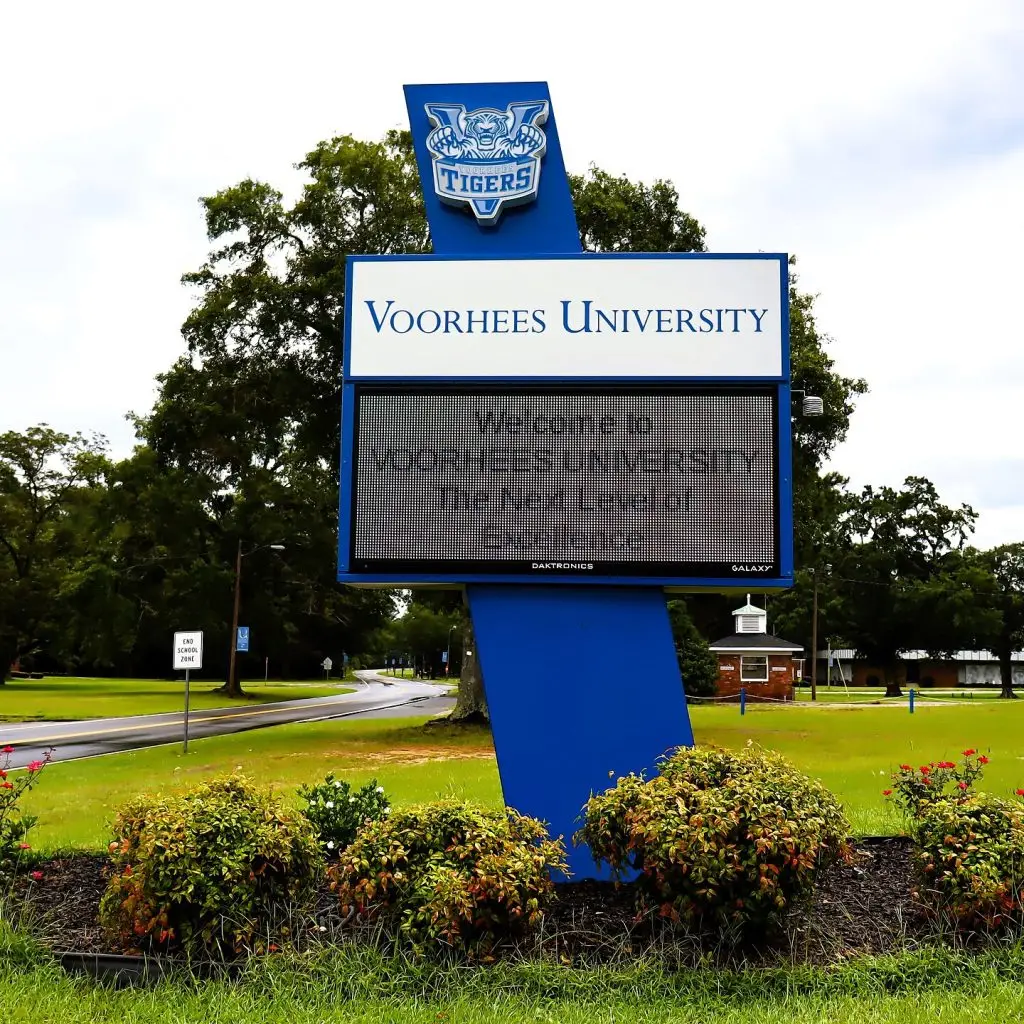VoorheesUniversity-1