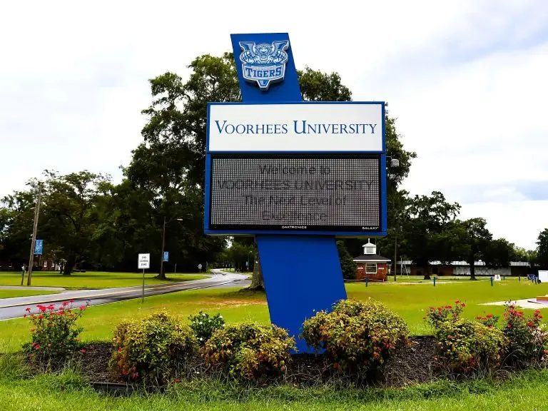 VoorheesUniversity-1